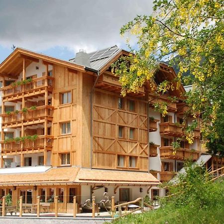 Hotel Campiglio Bellavista Madonna Esterno foto