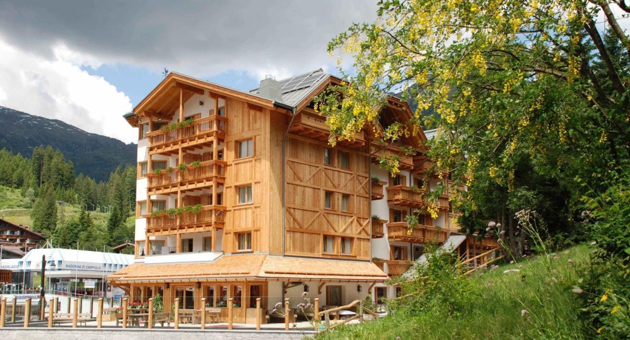 Hotel Campiglio Bellavista Madonna Esterno foto