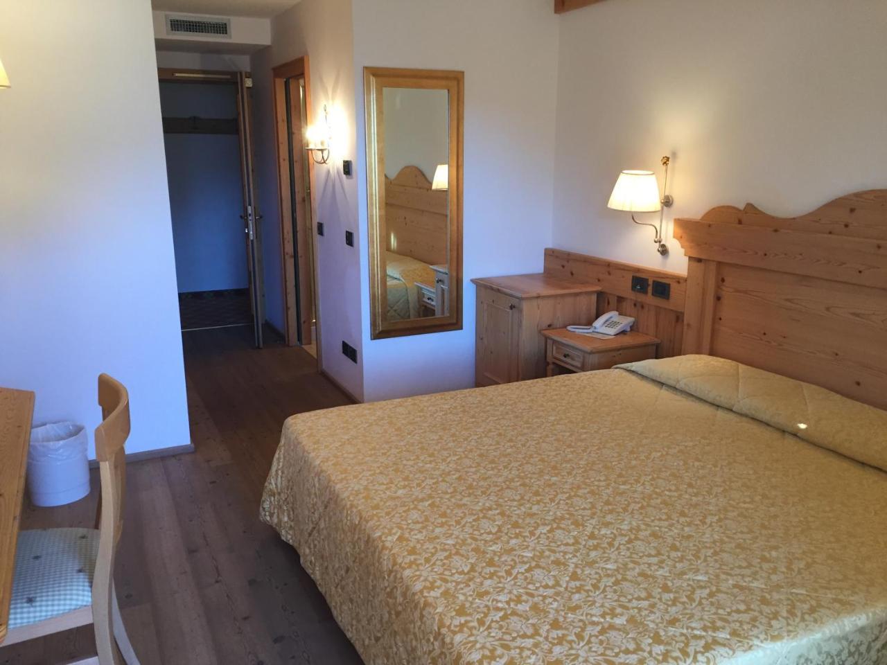 Hotel Campiglio Bellavista Madonna Esterno foto