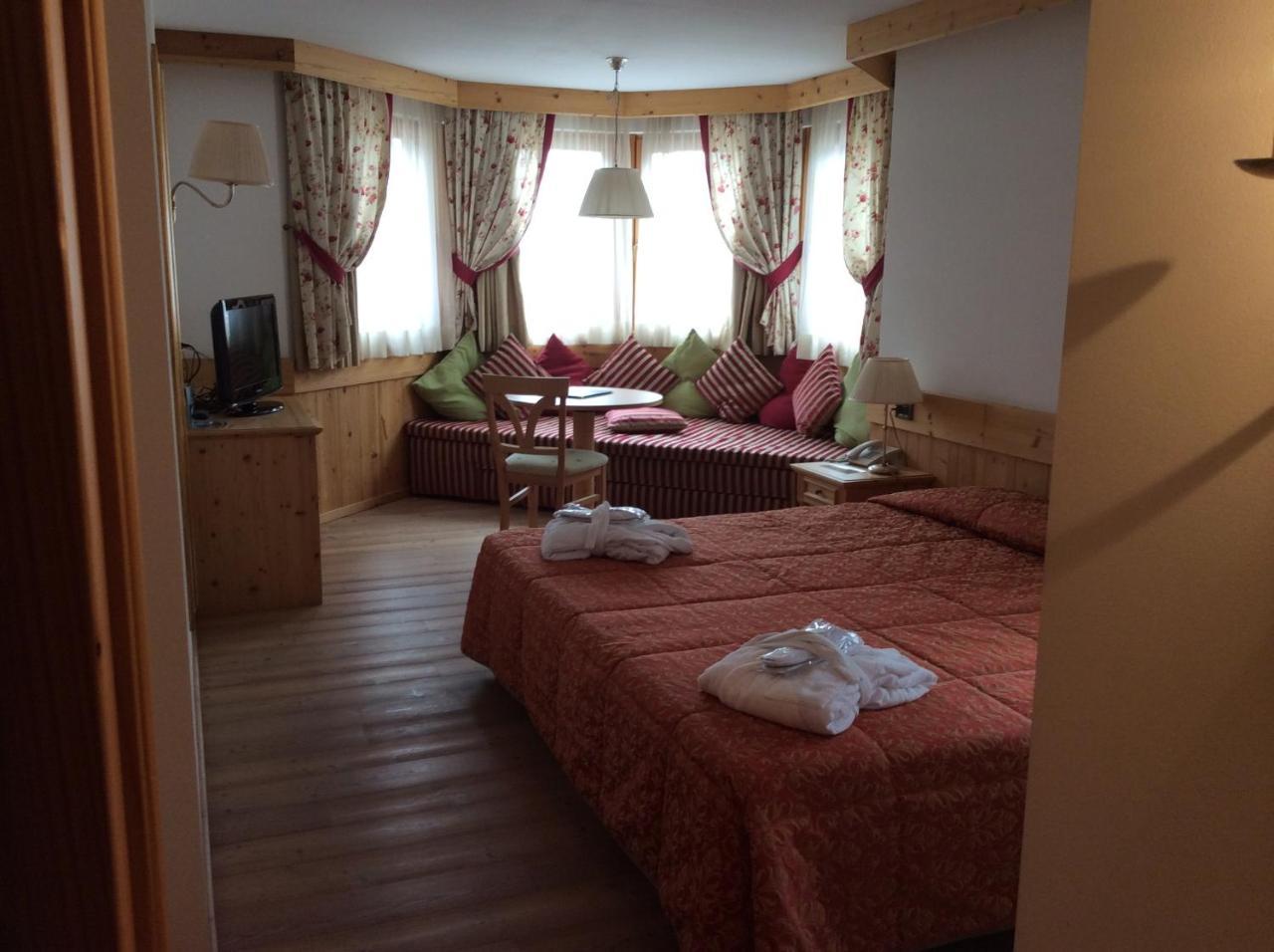 Hotel Campiglio Bellavista Madonna Esterno foto