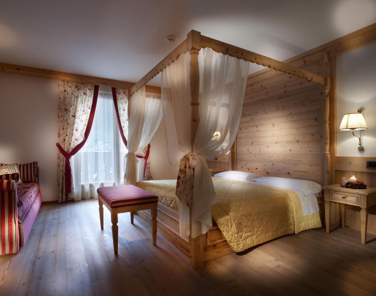 Hotel Campiglio Bellavista Madonna Esterno foto