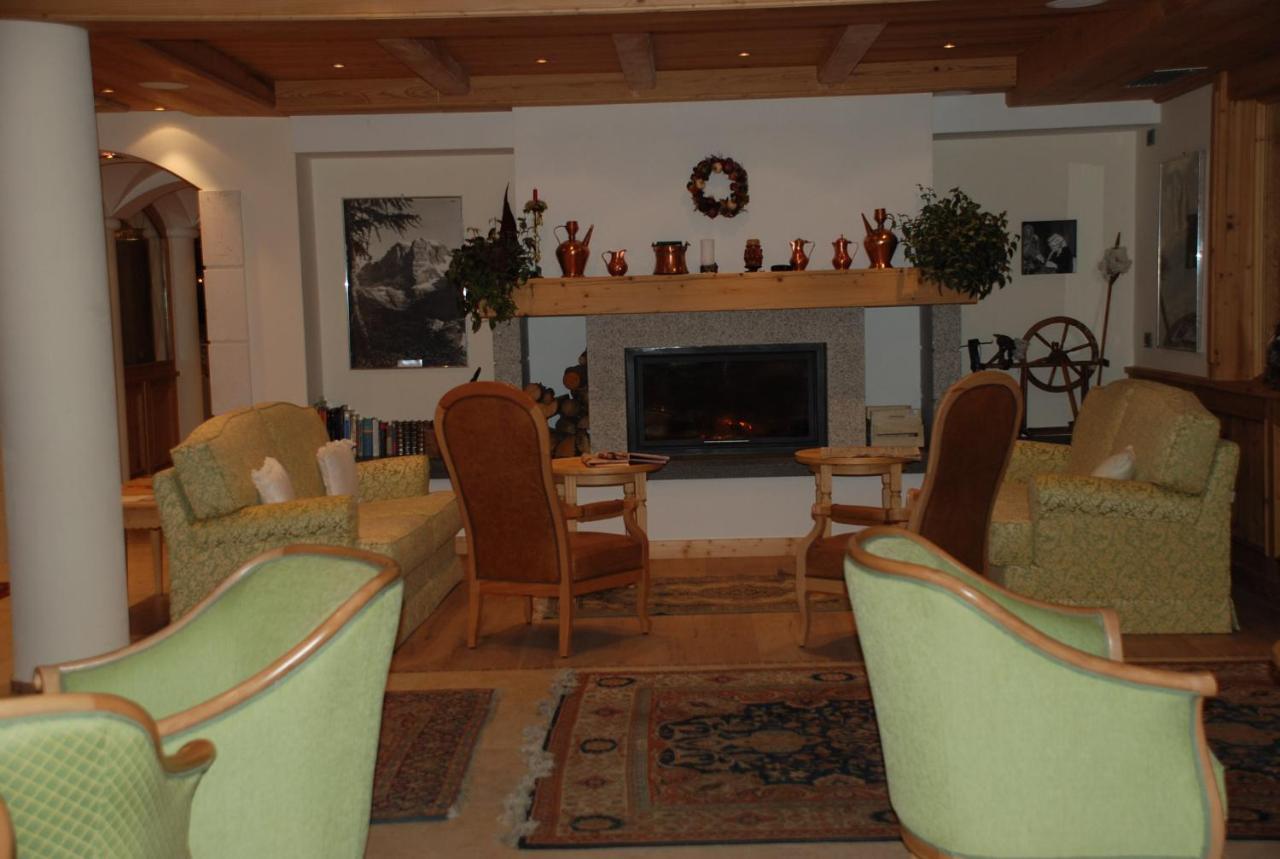Hotel Campiglio Bellavista Madonna Esterno foto